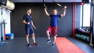 1 perc TRX – TRX Overhead Squat